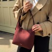 Sac à épaule en Suède Vegan - Le Elena - Cassis - Lambert